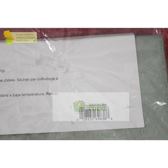 Town & Country Living- Mckenna Table Cloth, Mint, 15" x 72" - Picture 6 of 6